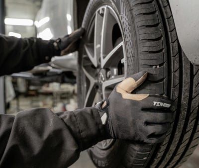 fut&oacute;m&udblac; jav&iacute;t&aacute;s